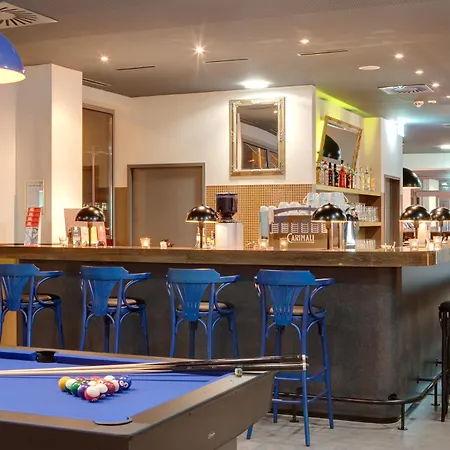 Hotel Meininger Center 3*