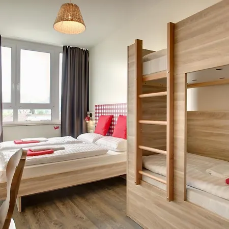 Meininger Center Hotel 3*