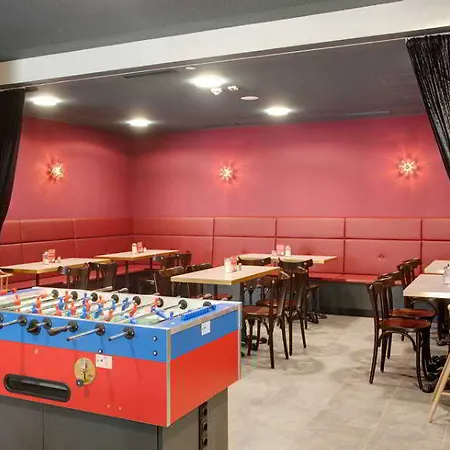 Hotell Meininger Center