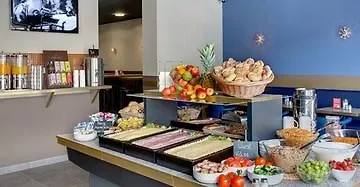 Meininger Center Hotel