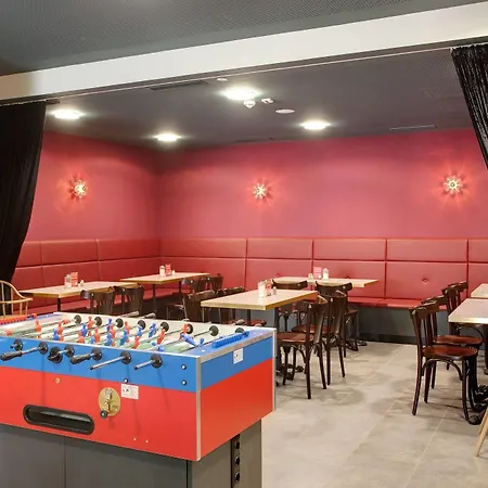 Hotell Meininger Center