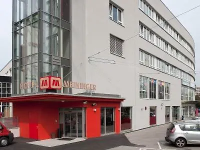 Hotell Meininger Center