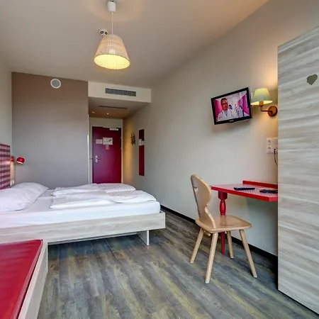 Meininger Center Hotel