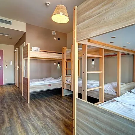 Meininger Center Hotel
