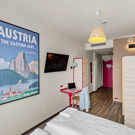 Meininger Center 3*