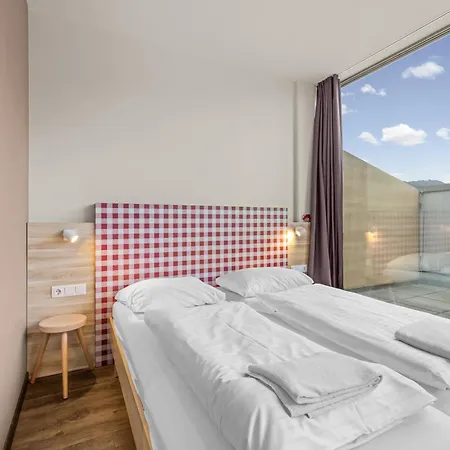 Meininger Center Hotel