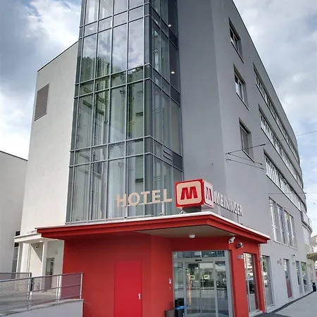 Hotel Meininger Center 3*