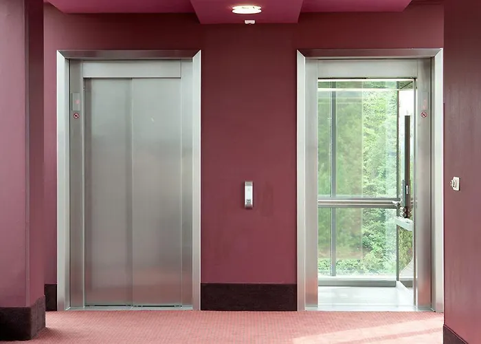 Hotel Meininger Center 3*
