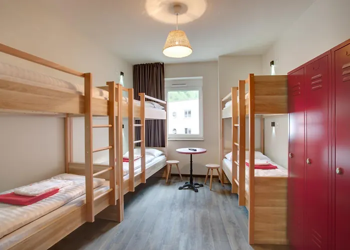 Hotel Meininger Center 3*