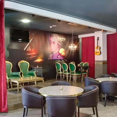 Hotel Meininger Center 3*